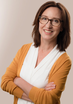 Liane Hellmund, Diplom-Designerin